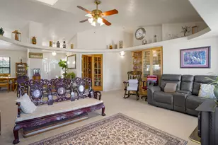 708 E Mule Deer Rd, Central, UT 84722 - Photo 7
