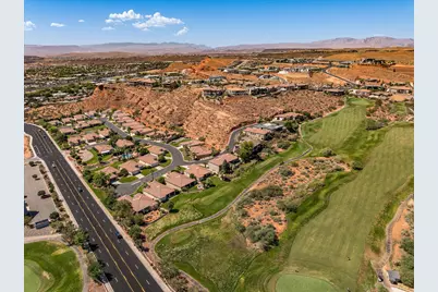 1019 W Shadow Ridge Dr, Washington, UT 84780 - Photo 35