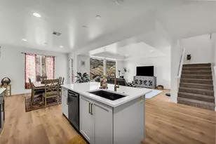 2983 S Maplecrest Dr, Saint George, UT 84790 - Photo 3