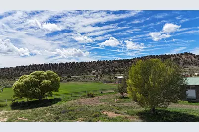 410 E Francisco Ln, Tropic, UT 84776 - Photo 5