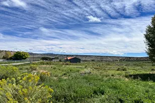 410 E Francisco Ln, Tropic, UT 84776 - Photo 9