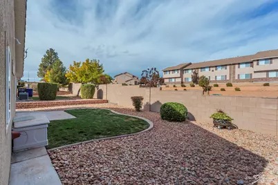 2930 E 450 N #F44, Saint George, UT 84790 - Photo 19