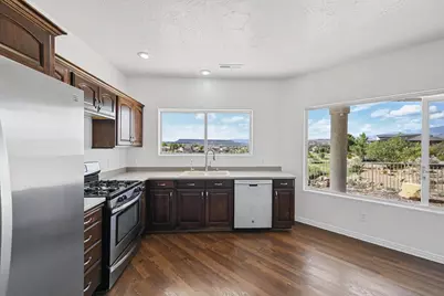 2262 S 1400 E, Saint George, UT 84790 - Photo 51