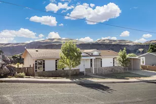 960 N 260 E, Hurricane, UT 84737 - Photo 1