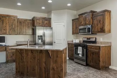 279 E Memory Ln, Washington, UT 84780 - Photo 7