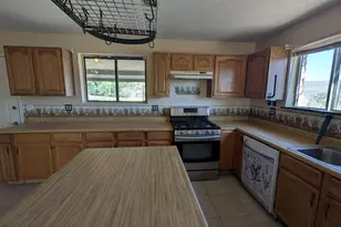 456 N 385 E, Virgin, UT 84779 - Photo 9