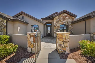 74 N Cliffside Dr, Washington, UT 84780 - Photo 5