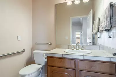 215 S 2200 E, Saint George, UT 84790 - Photo 29