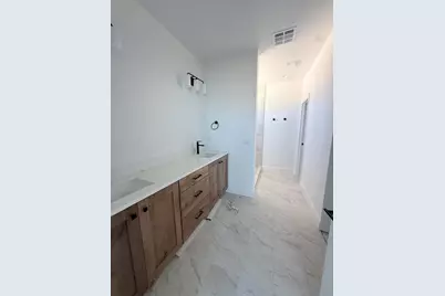 2562 E Suniva Way, Saint George, UT 84790 - Photo 13