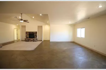 679 N 75 E, La Verkin, UT 84745 - Photo 11