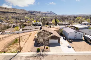 172 W 500 N, Hurricane, UT 84737 - Photo 45