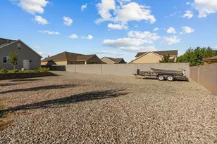 563 E 5020 N, Enoch, UT 84721 - Photo 37
