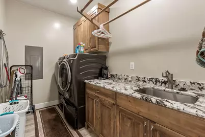563 E 5020 N, Enoch, UT 84721 - Photo 31