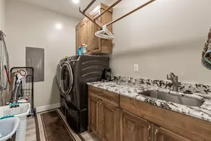 563 E 5020 N, Enoch, UT 84721 - Photo 31