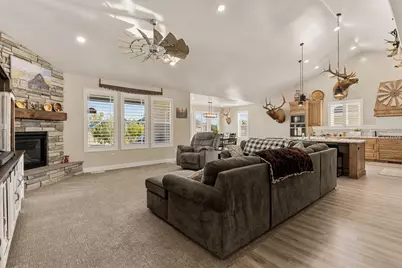 563 E 5020 N, Enoch, UT 84721 - Photo 5