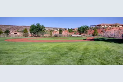 2551 E Hilltop Ledge Dr, Washington, UT 84780 - Photo 43