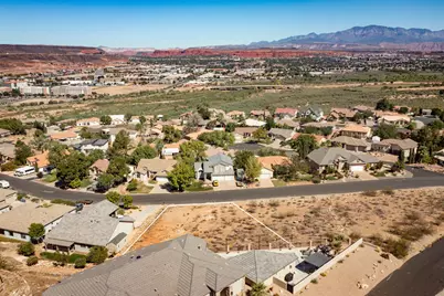 382 E Vermillion Ave S #189, Saint George, UT 84790 - Photo 15