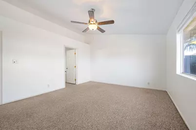560 W 100 S, Hurricane, UT 84737 - Photo 13