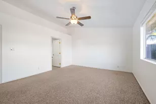 560 W 100 S, Hurricane, UT 84737 - Photo 13