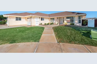 560 W 100 S, Hurricane, UT 84737 - Photo 1