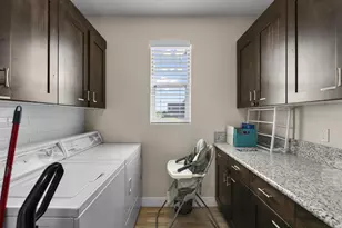 3800 Paradise Vlg Dr, Santa Clara, UT 84765 - Photo 13