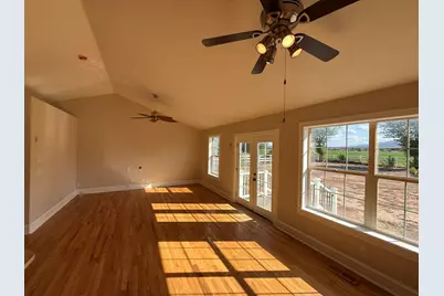 4212 N Quarterhorse Dr, Enoch, UT 84721 - Photo 9
