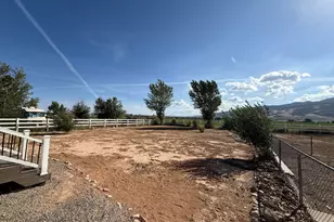 4212 N Quarterhorse Dr, Enoch, UT 84721 - Photo 27