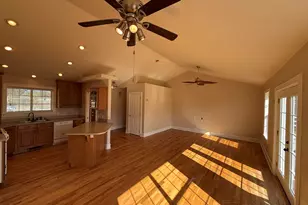 4212 N Quarterhorse Dr, Enoch, UT 84721 - Photo 11