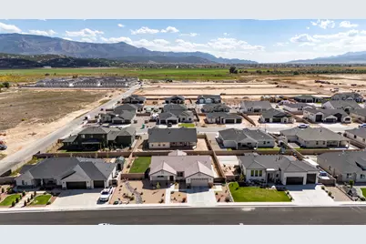 4407 W 200 N, Cedar City, UT 84720 - Photo 9
