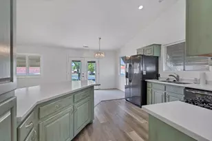 524 S Indian Hills Dr, Saint George, UT 84770 - Photo 13