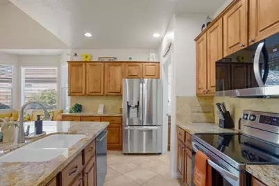 2665 E Upper Canyon Dr, Washington, UT 84780 - Photo 27