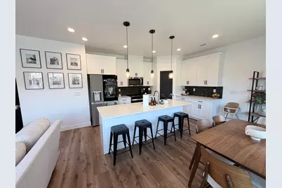 738 E Desert Cactus Dr #104, Washington, UT 84780 - Photo 3