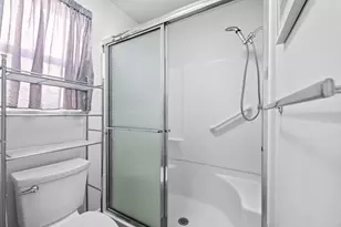 210 N Mall Dr, Saint George, UT 84790 - Photo 19