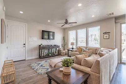2298 N Park Center Dr, Washington, UT 84780 - Photo 7