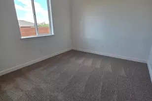 207 W Red Vis Dr, Ivins, UT 84738 - Photo 13