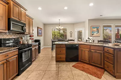 1145 S White Sands Dr, Washington, UT 84780 - Photo 13