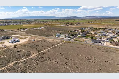 1 Acre Lot 8 Blk D Mid Valley Acres, Cedar City, UT 84721 - Photo 3