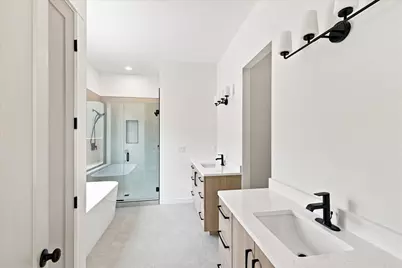 3172 S Red Sands Way, Hurricane, UT 84737 - Photo 11