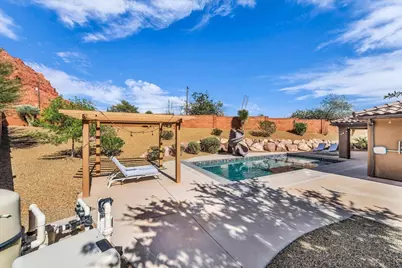 210 W Talon Ct, Ivins, UT 84738 - Photo 21