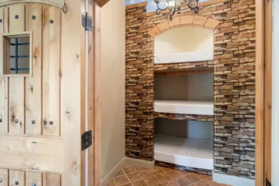 2083 W Monterey Dr, Saint George, UT 84770 - Photo 27