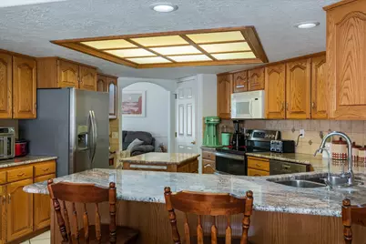 1075 E 1720 S, Saint George, UT 84790 - Photo 13