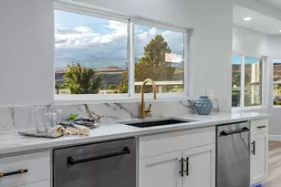 476 E Spring Dr, Toquerville, UT 84774 - Photo 5