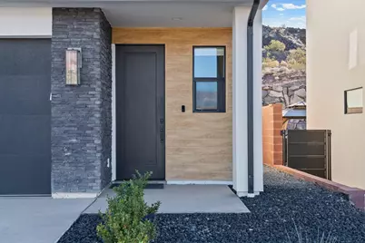 690 E Desert Cactus Dr, Washington, UT 84780 - Photo 3