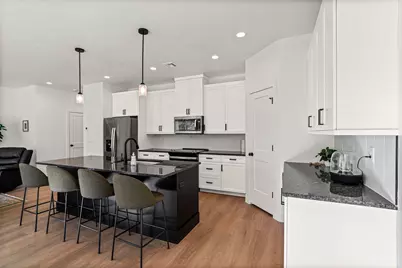 690 E Desert Cactus Dr, Washington, UT 84780 - Photo 15