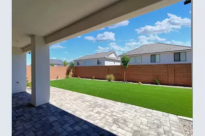 2818 E Rill Dr, Washington, UT 84780 - Photo 31