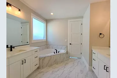 2818 E Rill Dr, Washington, UT 84780 - Photo 15