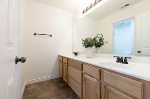 2111 W 546 S St, Cedar City, UT 84720 - Photo 25