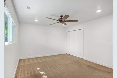 713 W Chaparral Dr, Washington, UT 84780 - Photo 9