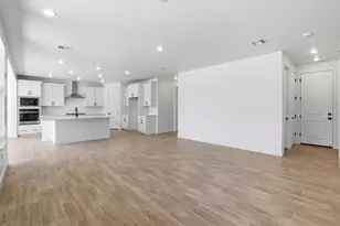 233 W Red Vis Dr, Ivins, UT 84738 - Photo 9