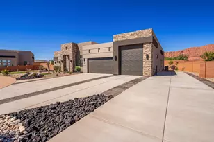 562 W 30 S, Ivins, UT 84738 - Photo 3